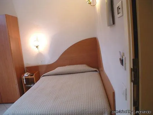 ***  Hotel Primus Roma Italy
